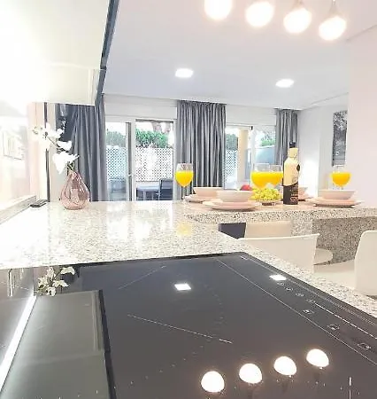 Appartement Lovely On The In *